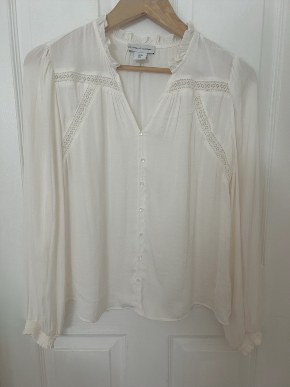 cupcakes & cashmere Ivory Lace Button Front Blouse
